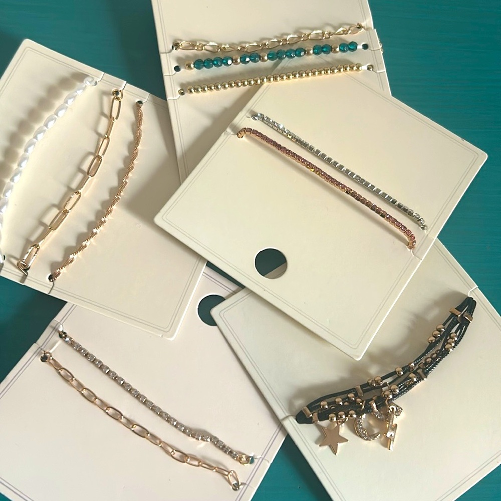 New Bulk Lot 10 Piece Mixed Chain and Stretch Dainty Fashion Bracelet Sets